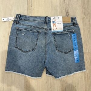 Seven7 Weekend Shorts NWT